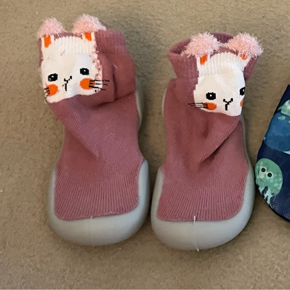 Baby water shoes rubber soles shoes rubber shoe socks size 3